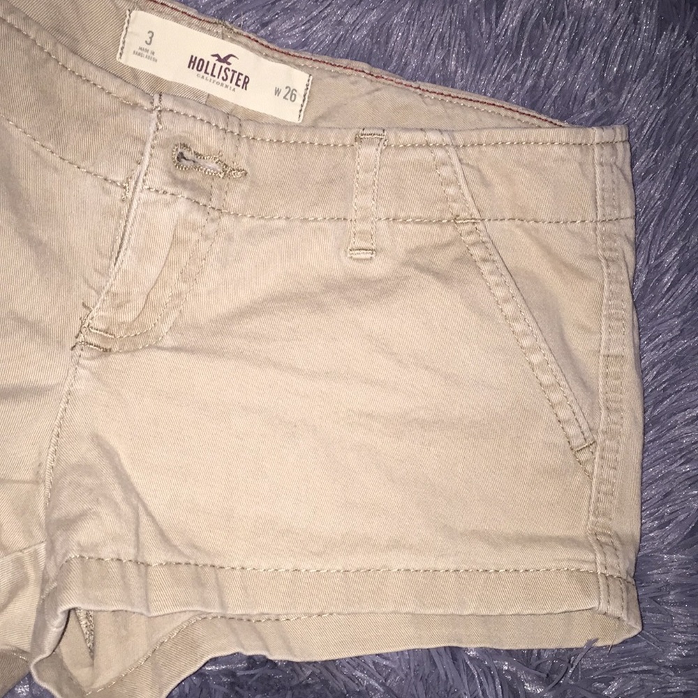 Shorts - Picture 2 of 3